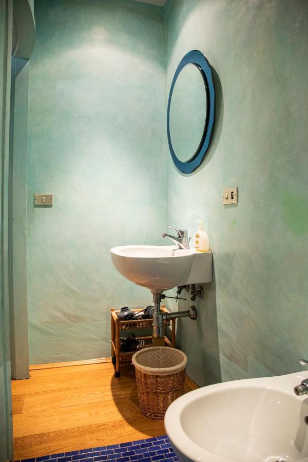 Studio In Tornabuoni Within A Renaissance Building Apartment Florenţa Exterior foto